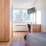Dream Aparts - 10 Lutego Апарт-готель Лодзь